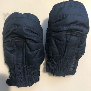 KidsPatagonia gloves 3-6 month